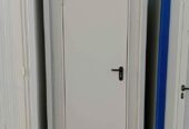 Toilettes chimique et en panneau sandwich