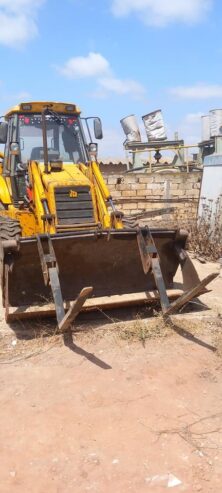 Tractopelle Jcb