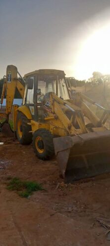 Tractopelle Jcb