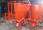 Seau a beton a goulotte laterale 500l pour grue
