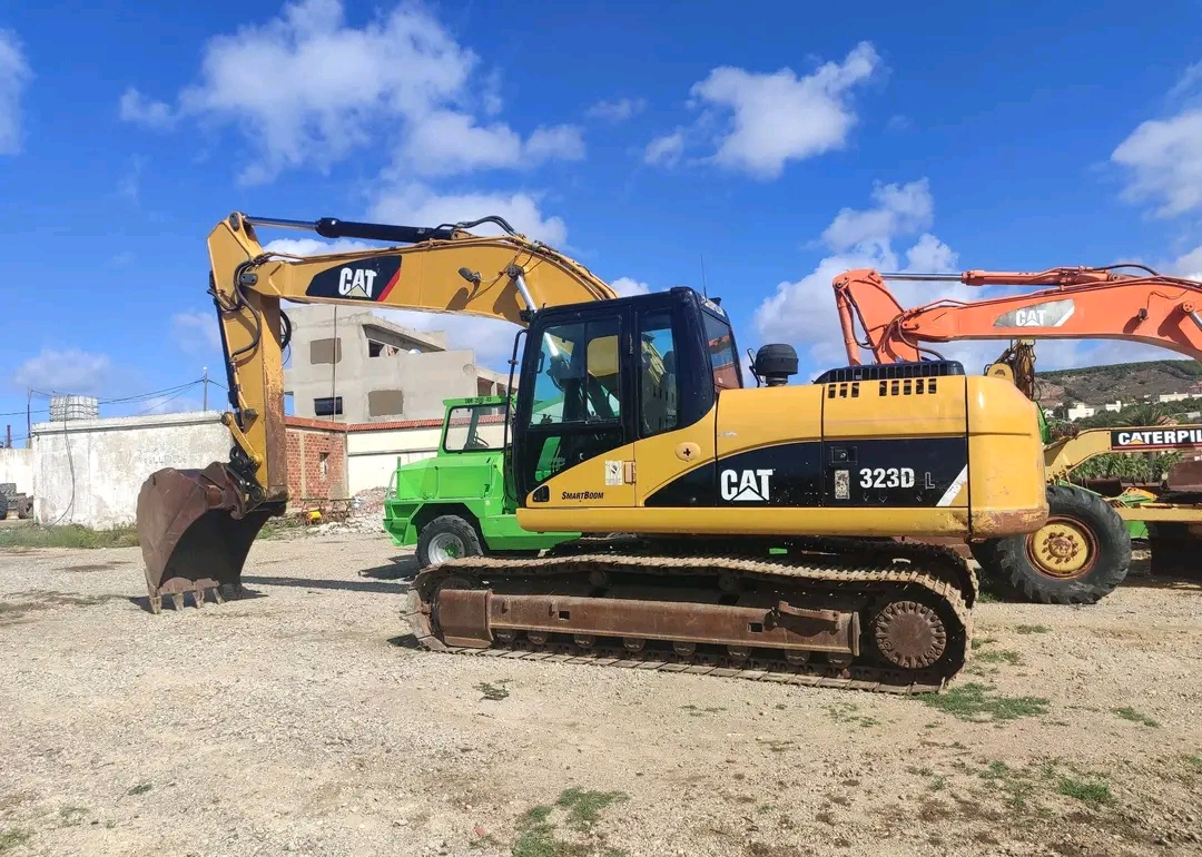 caterpillar 323DL