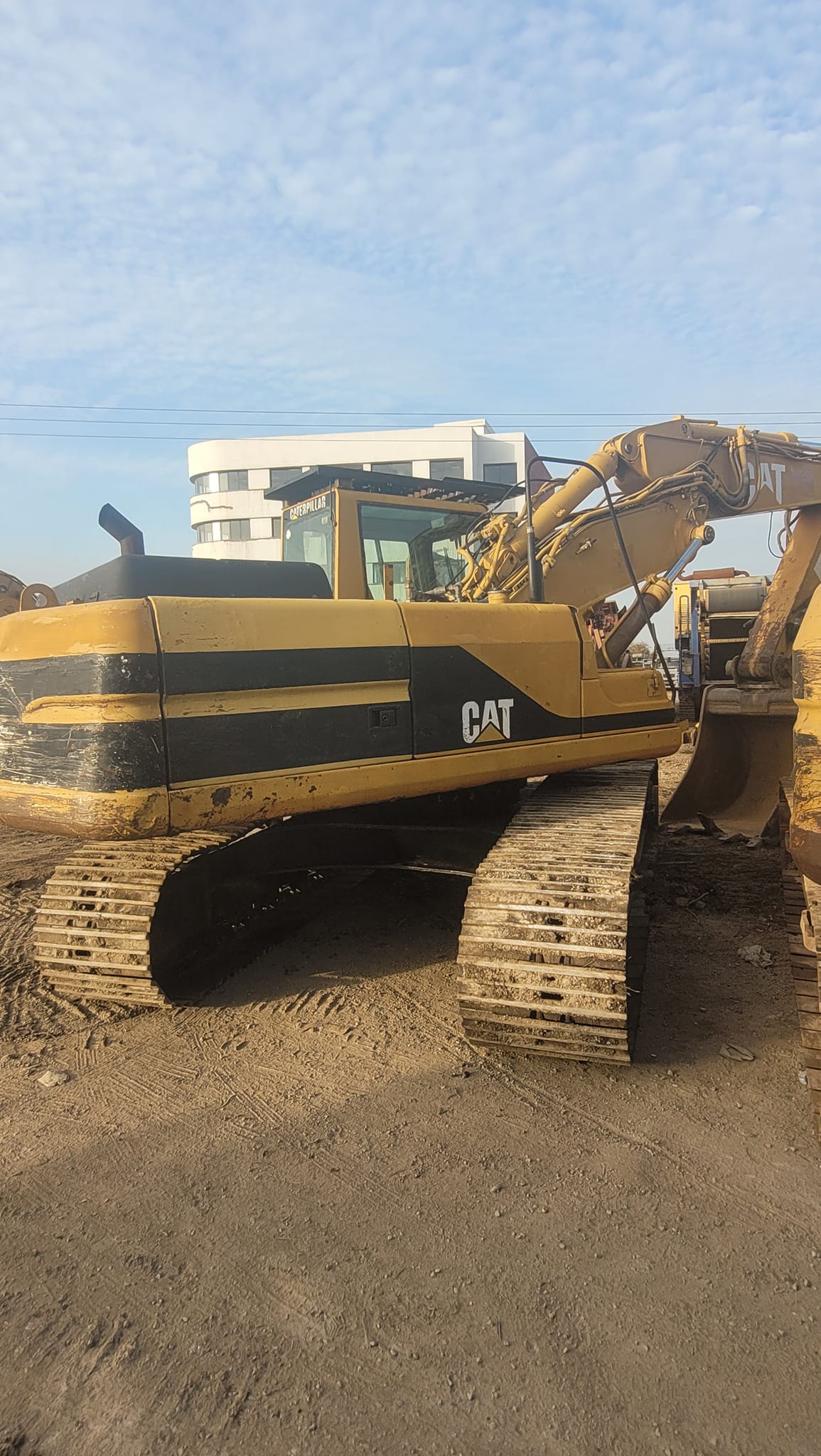 325B ماكينات