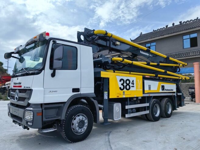 Puztmeister 38.4 Mercedes Actros