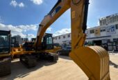 CAT 320D