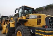 KOMATSU WA320