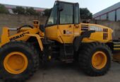 KOMATSU WA320
