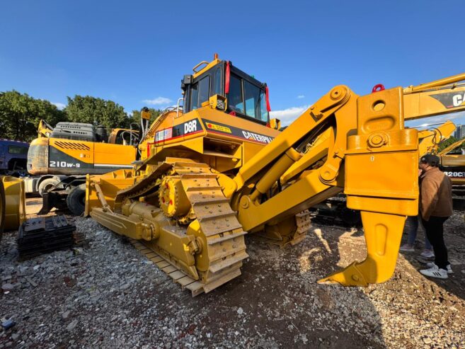CAT D8R