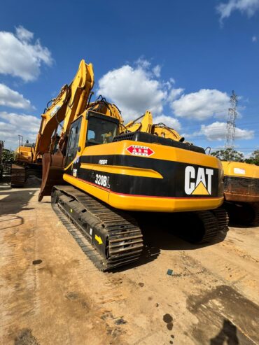 CAT 320BL