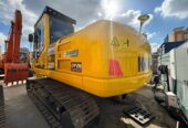 Komatsu PC200