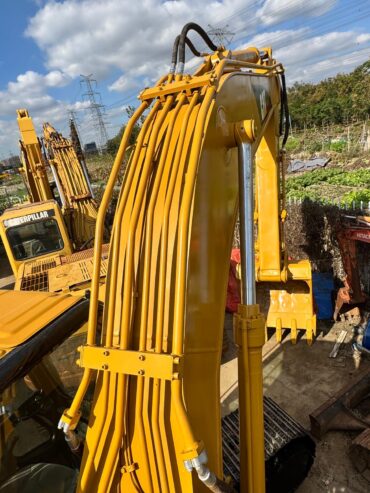 CAT 320 CL