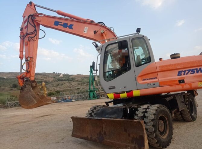 بوكلان فياط 175 للبيع