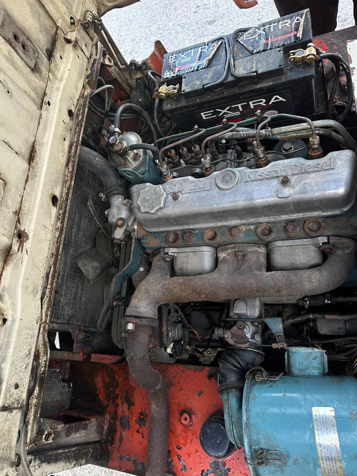 للبيع Nissan 2.5 t