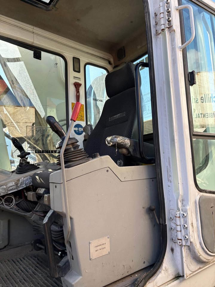 Poclain liebherr 924