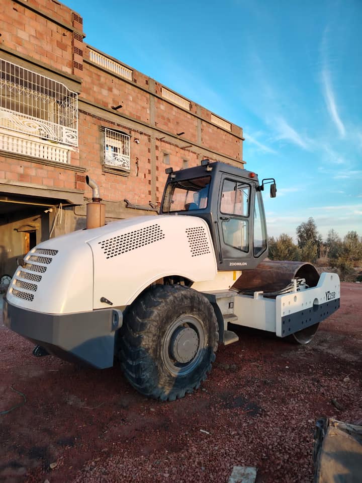 compacteur Zoomlon à vendre