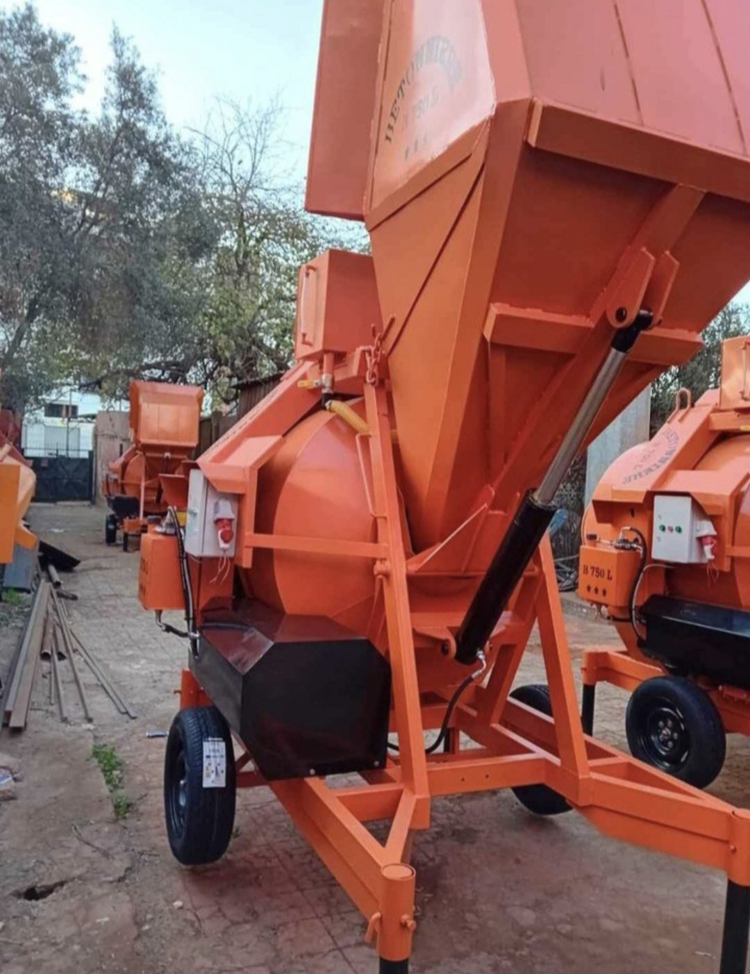 Bétonnière 750L électrique hydraulique